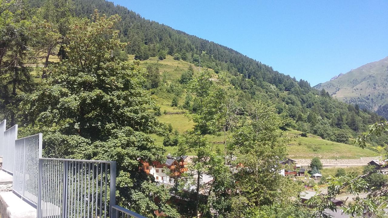 La Vecchia Scuola Bed & Breakfast Villa d'Allegno ภายนอก รูปภาพ