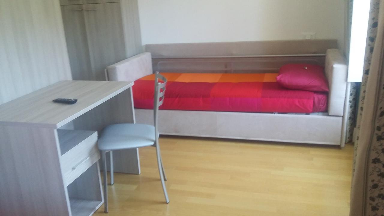 La Vecchia Scuola Bed & Breakfast Villa d'Allegno ภายนอก รูปภาพ
