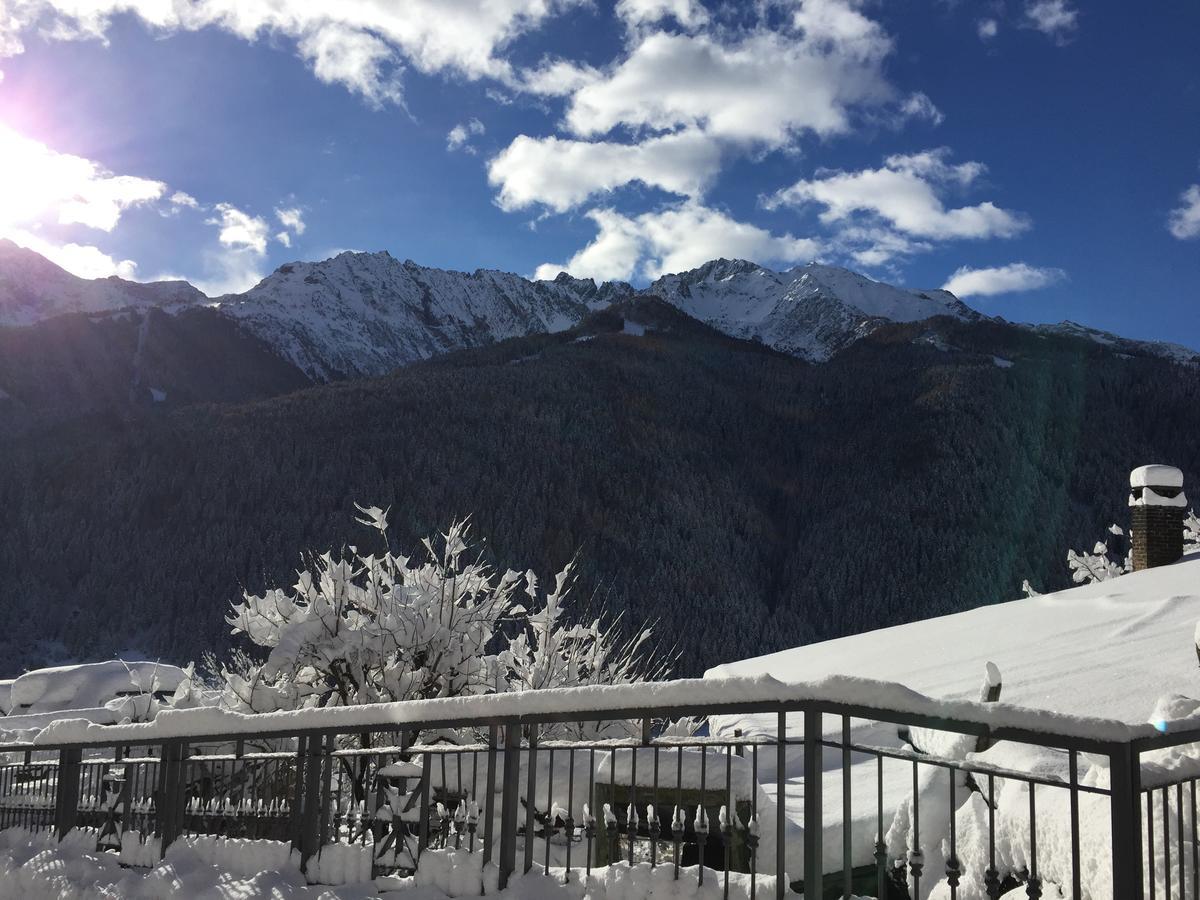 La Vecchia Scuola Bed & Breakfast Villa d'Allegno ภายนอก รูปภาพ