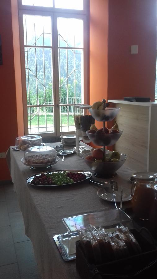 La Vecchia Scuola Bed & Breakfast Villa d'Allegno ภายนอก รูปภาพ